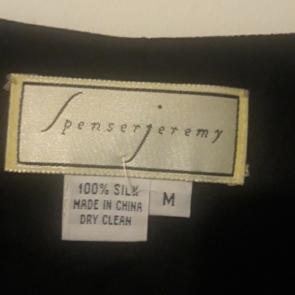 Spenser Jeremy Silk Graphic Vest - Picture 4 of 4